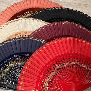 GOLDEN CROWN Spanish Hand Fan