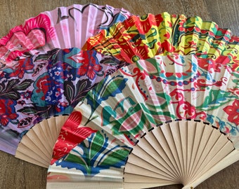 AMORANTADA HAND FAN