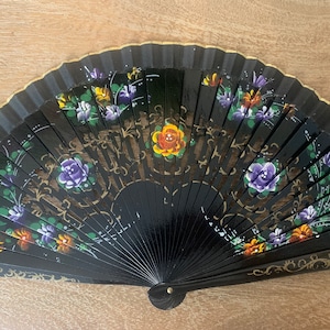 BLACK ONE HANDFAN