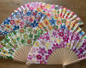 HIPPIE HAND FAN