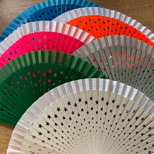 TWINKLE LITTLE STAR Petite Spanish Hand Fan