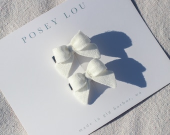 Mini Pigtail Bows | Soft White Linen