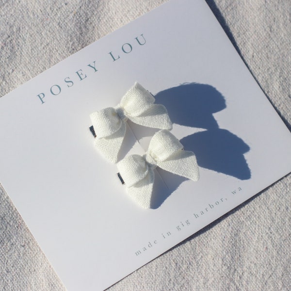 Mini Pigtail Bows | Soft White Linen