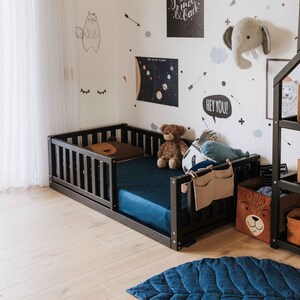 kids bed, toddler bed, child bed, Montessori house bed, Montessori bed, floor bed, child bed, house shaped bed, kid bed, girl bed, bed for kid, Montessori floor bed, toddler bed with slat, toddler bed, child bed, Montessori house bed, Montessori bed