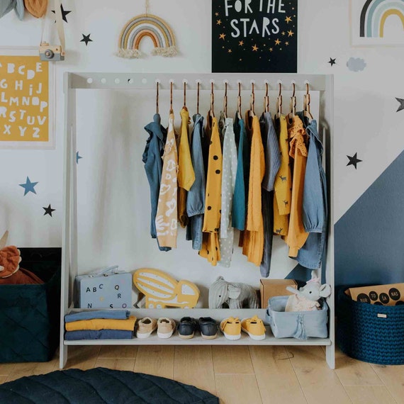 Kids Clothes Rack
