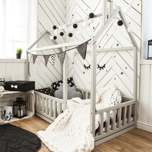 Toddler bed, house shaped bed, house frame bed, kid floor bed, house bed, teepee bed, wood house bed, wood bed frame, tent bed, house bed frame, child bed, Montessori bed, toddler bed, house shaped bed, house frame bed, kid floor bed, hausbett