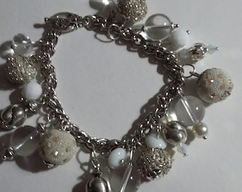 Bracelet  à breloques, Bracelet perles blanche, transparente, argent, Cadeaux, Fête des mères