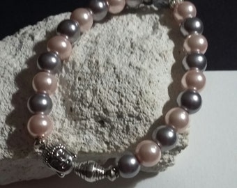 Bracelet en perles de verre, Bracelet gris nacré, blanc nacré , Bijoux, cadeau pour mamie, Cadeau pour maman, Bracelets