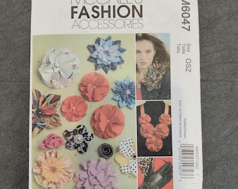 Fabric Flowers Pattern - McCall's 6047 - UNCUT, FF