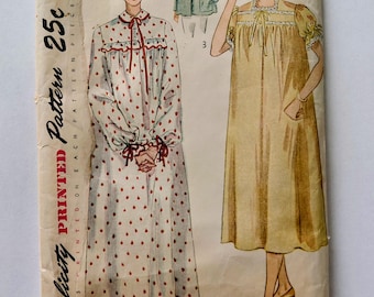 Vintage Nightgown in Two Lengths and Bed Jacket Simplicity Pattern 3388 - Bust 30"