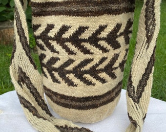 Sacred Leaf Arhuaco Mochila,  Ethically and Directly Sourced from Colombia by Mama Mochila (501c3 NGO)