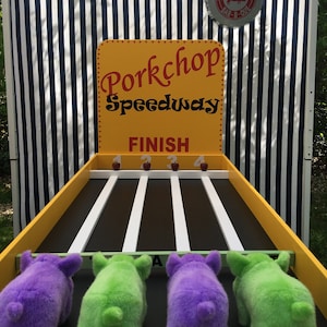 Bacon Run Game, Lawn Game, Carnival Games, Backyard Game, Trade show, fair Games, Pig Race Game, Carnival theme party, carnival booth game