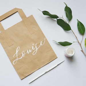 Personalisierte Papiertasche - Umweltfreundliches Kraftpapier - Kalligraphie Kraftpapier - Junggesellinnenabschied - Junggesellinnenabschied - Handgeschriebene benutzerdefinierte Taschen