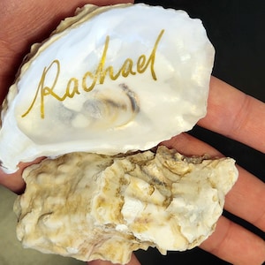 Personalised Oyster Shells name cards - Wedding place names - Shell Place cards - Oyster place settings - Agate Placemats alternative escort