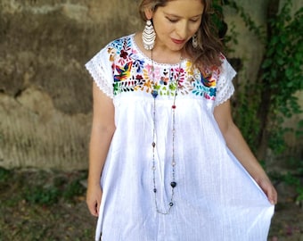 L, XL, 2XL 3XL & 4XL.Boho Bluse. Mexikanisch bestickt. Boho Kleid. Damen Bluse. 100% Baumwolle. Frische Bluse. Hippie Kleid. Weiße Tunika.