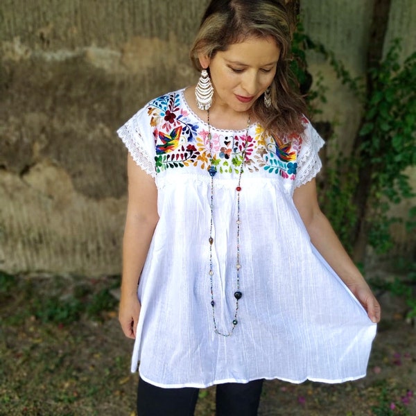 L, XL, 2XL 3XL & 4XL.Bohemian blouse. Mexican Embroidered. Boho Dress. Lady Blouse. 100% cotton. Fresh blouse. Hippie dress. White tunic.