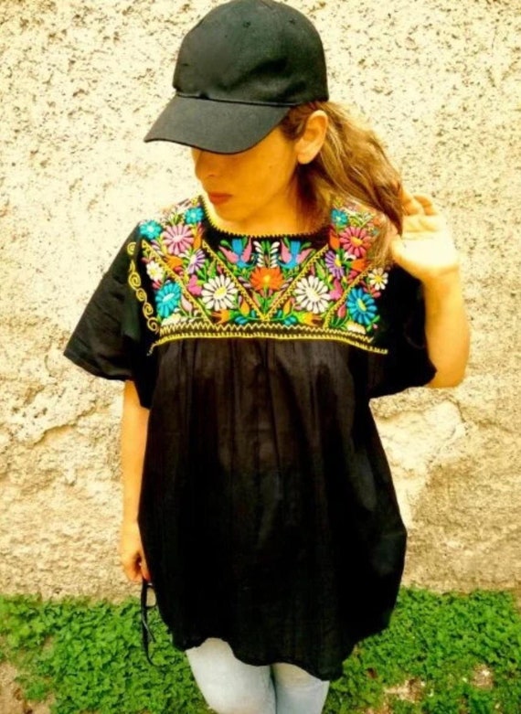 2XL Mexican Embroidery Blouse, Boho Clothing for Women, Peasant Embroidered Top, Mexican Black Shirt, Plus Size, Bohemian Blouse, Black tee.