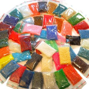 Perle Rocailles 4 mm Perle di vetro 30 colori pallina 6/0 3300 pezzi POSTEN EDEL MIX perle di vetro Perline di vetro