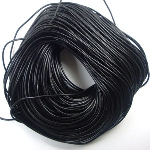 Lederband Lederbänder Schwarz 1,5mm Rund Lederriemen Schmuck Selber Machen Bastelmaterial Bastelbedarf Bastelzubehör 5 Meter