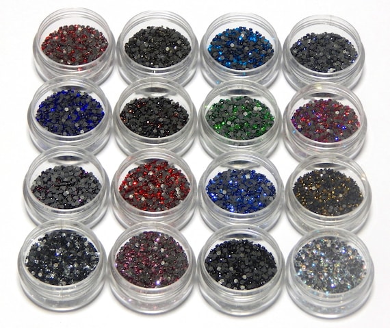 30.000 strass termoadesivi, 2 mm SS6 qualità AAA, termoadesivi 15 colori  con scatola di smistamento pietre glitterate perline strass in vetro strass  -  Italia