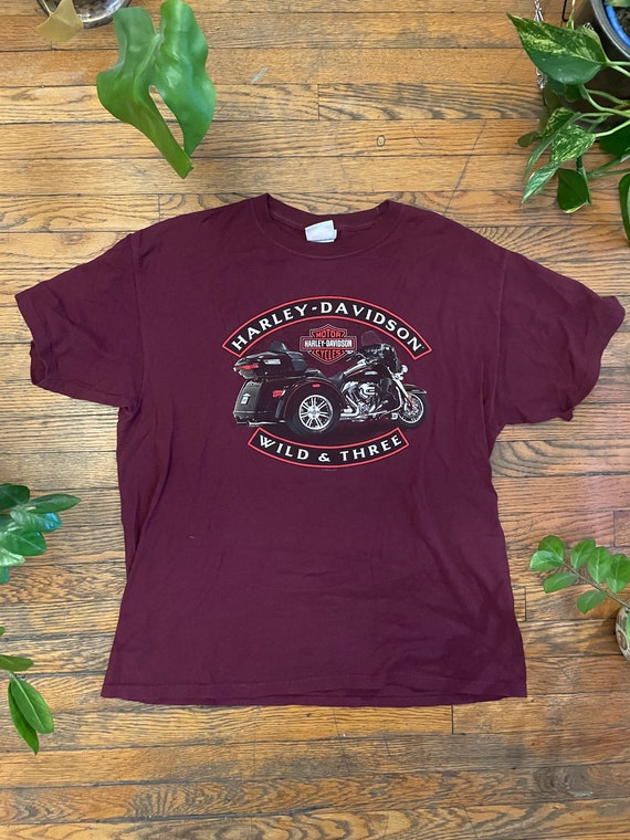 burgundy men’s L harley davidson wild & three t sh