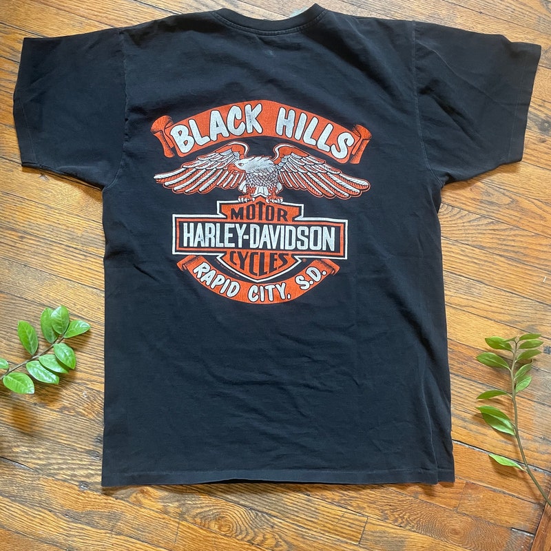 USED MACHINE COLLECTION 80's HARLEY-DAVIDSON BLACK HILLS T-SHIRT