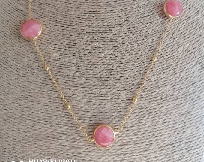 Long necklace in gold on bronze and natural rose quartz
