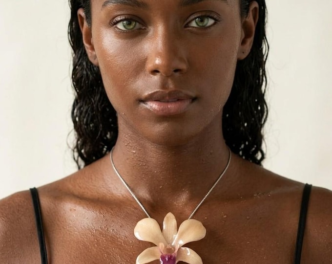Collana Orchidea Bianca Vera in Resina con Saliscendi in Argento | Gioiello Botanico Artigianale | Regalo Unico per Lei | Ciondolo Fiore