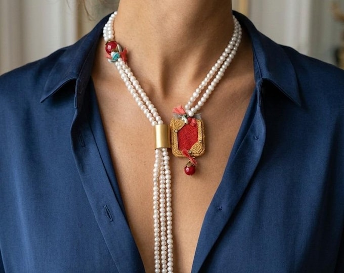 Collana Perle Saliscendi Velluto Rosso Diaspro Oro, Sautoir Regale Barocco Rachele Falvo Gioielli d'Arte Fatti a Mano