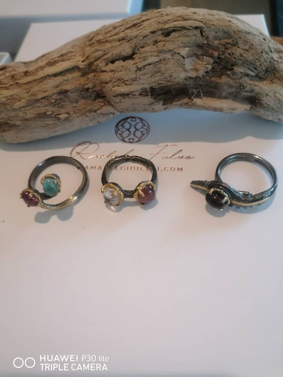 Adjustable rings in burnished silver, gold and natural tourmalines