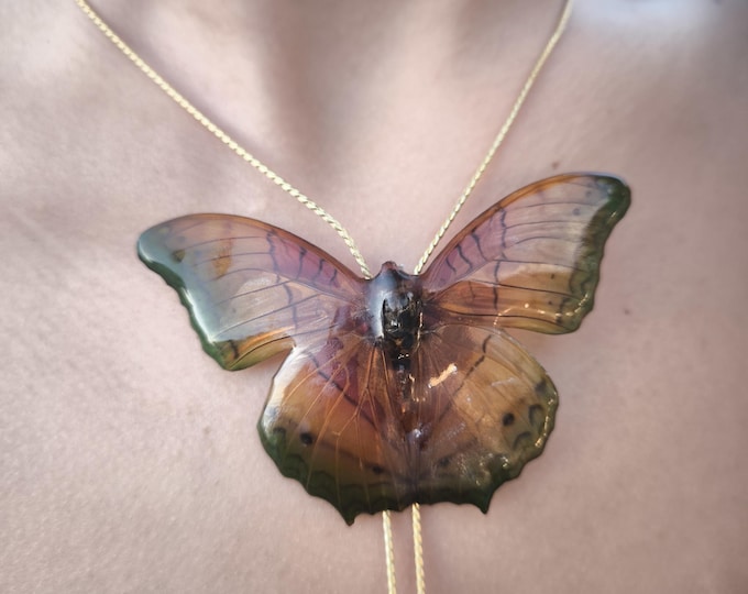 Collana Farfalla Vera in Resina, Gioiello Artigianale, Collana Saliscendi Regolabile oro su bronzo, Regalo Unico per Lei