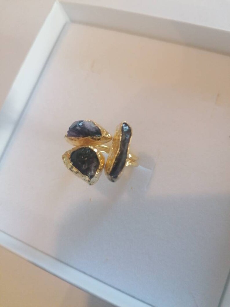 galvanized on bronze and natural geodi amethysts Adjustable ring in gold
