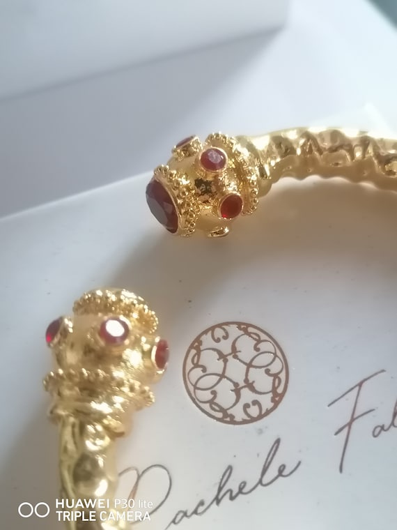 Pebble bracelet in Etruscan gold and red jaspers