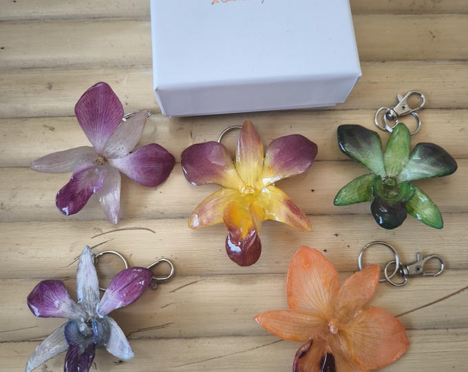 Real orchid bag charms embedded in resin, 2 in 1 keychain or necklace.