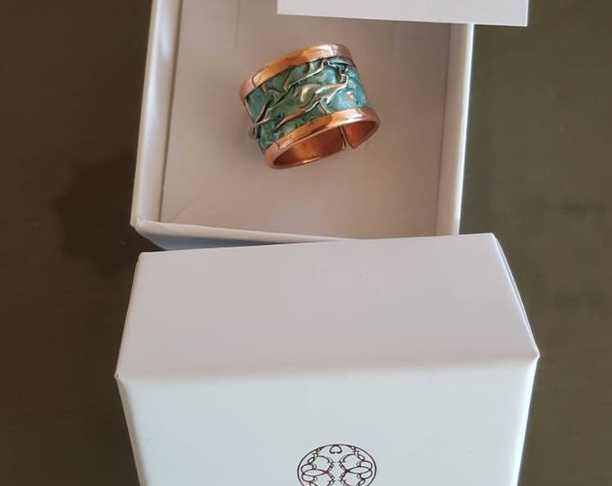 Adjustable band rings