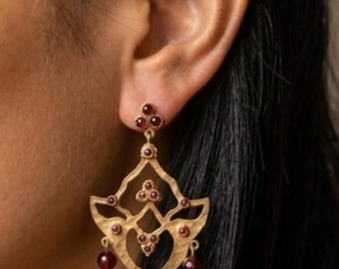 Spectacular Byzantine style earrings in galvanized gold with natural red garnets - handmade gift - women's earrings -