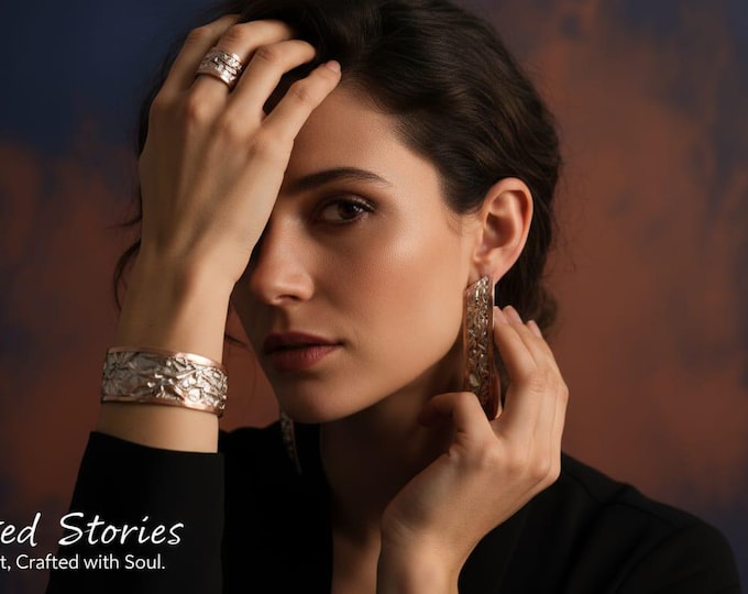 Complete set in copper and goldsmith enamels