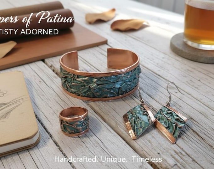 Complete ring, earrings and adjustable bracelet in copper and pearly turquoise goldsmith enamel.