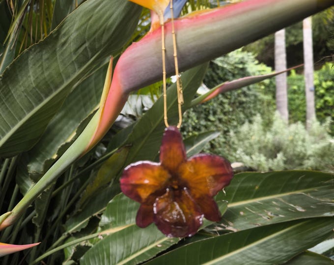 Real orchid necklace embedded in resin, adjustable chain, timeless flower
