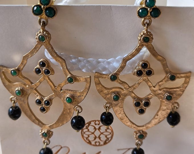 Antique style gold earrings, green jade and black onyx.