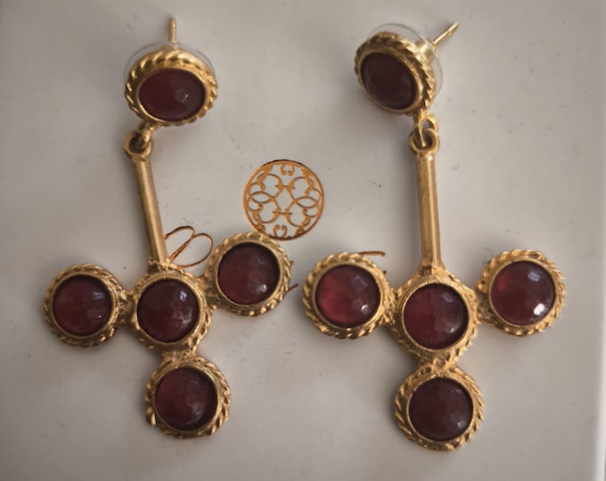 antique style gold earrings