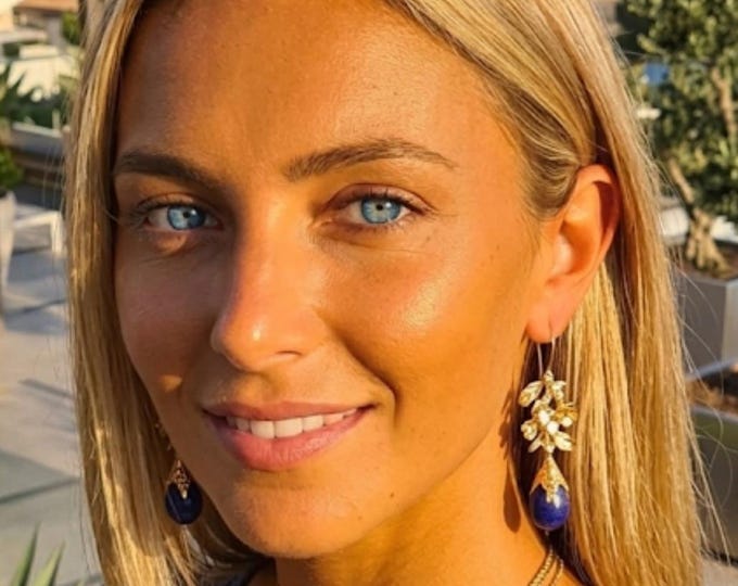 Antique-style earrings in galvanic gold, pearls, and lapis lazuli