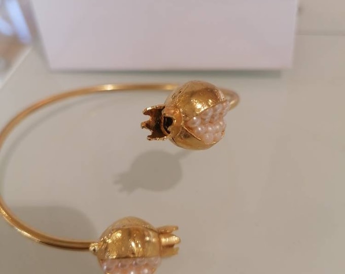 Adjustable Pomegranate Bracelet in Gold on Bronze and Natural Pearls