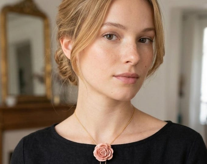Collana Rosa Vera in Resina, Pendente Fiore Naturale Artigianale, Saliscendi Regolabile Oro 24k, Gioiello Botanico Regalo Romantico per Lei