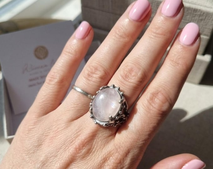 ring in burnished silver and white obsidian