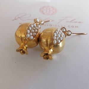 Espectacular par de pendientes Melagrani en oro etrusco y perlas blancas imagen 3
