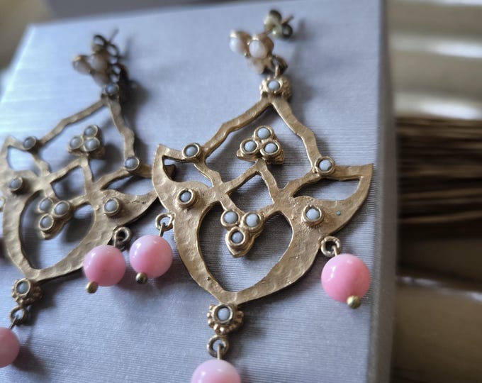 Matte gold earrings with pink corals and white agates.