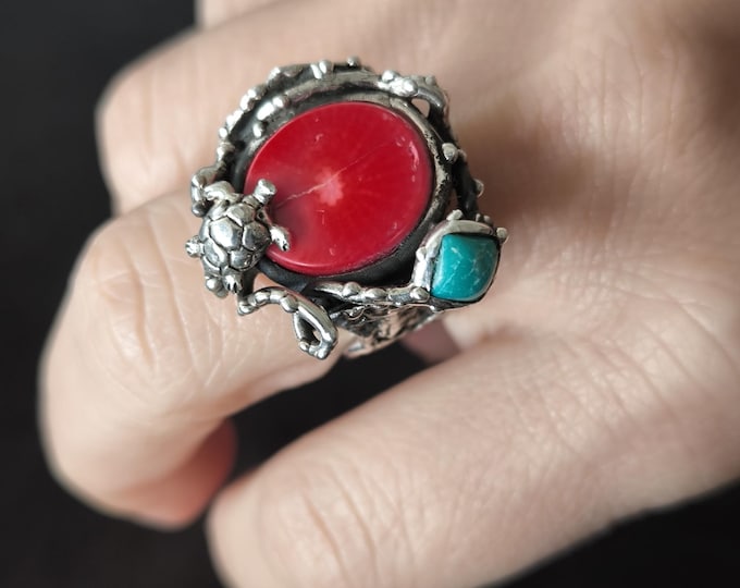 Silver Ring with Turtle, Red Coral, and Blue Turquoise - Elegant Handmade Jewelry Inspired by the Ocean