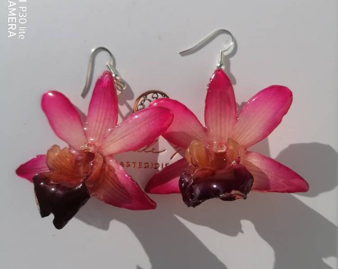 Orecchini orchidee naturali inglobate in resina