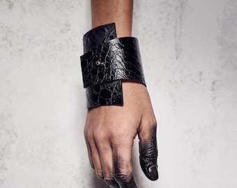 Leder-Handgelenk-Manschette schwarz Armband für Frauen, modernes Armband für Abschlussball